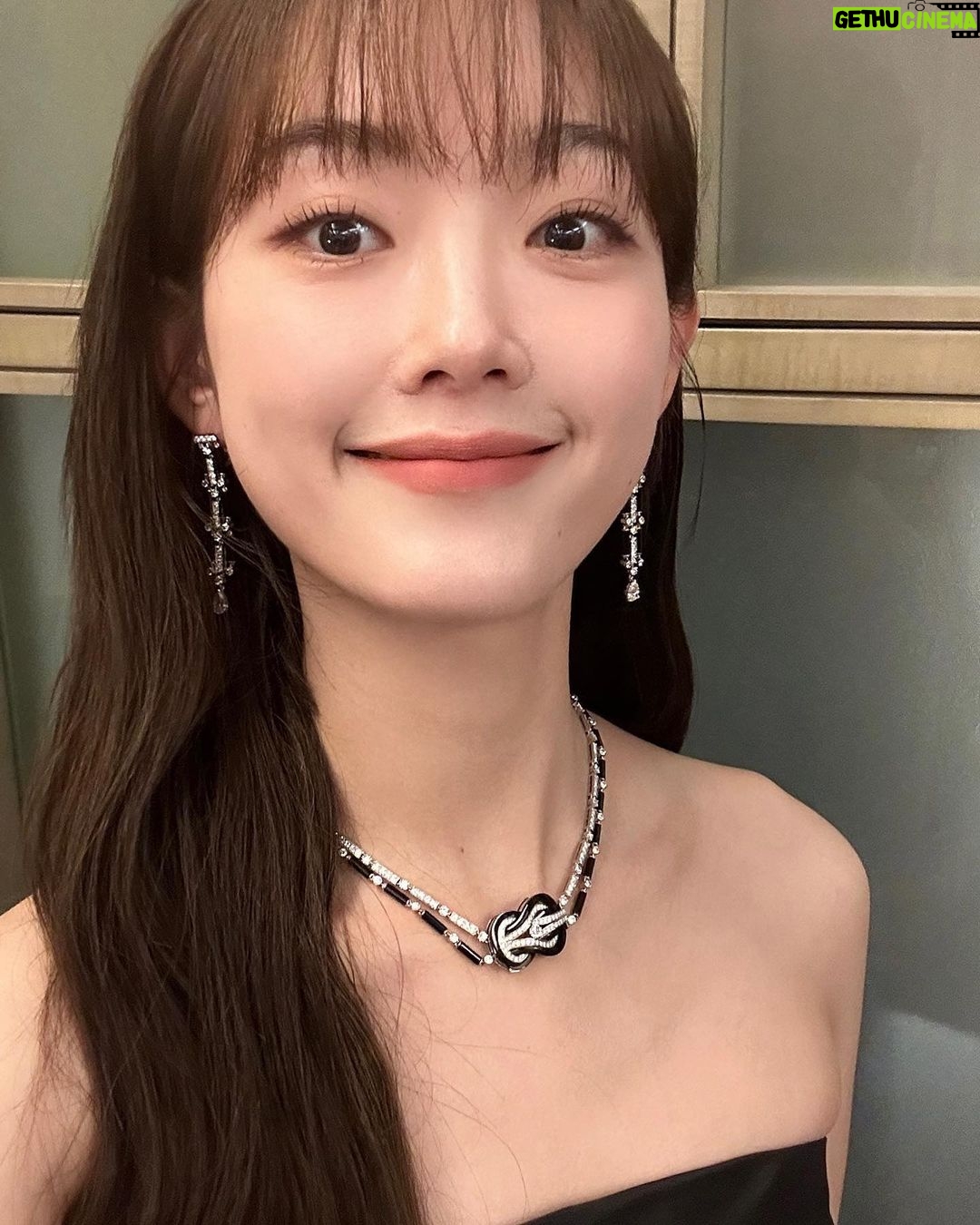 Lee You-mi Instagram - 아름다운프레드🩵🧡💛 @fredjewelry -#광고 #FREDParis #FREDJewelry #FREDExhibition #FREDHeritage