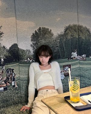 Lee You-mi Instagram - 복슬복슬
파인레몬에이드💛