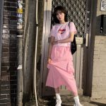 Lee You-mi Instagram – 분홍색 참 싫어하는데 
분홍색 참 많아요 제가 ….
왜지? 💕