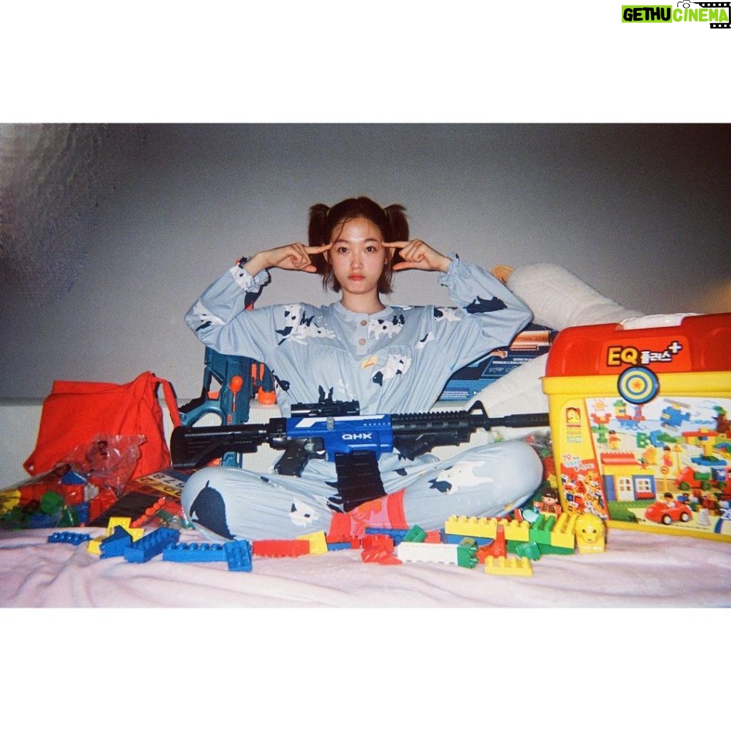 Lee You-mi Instagram - #어린이날#5월5일 🐥🐣