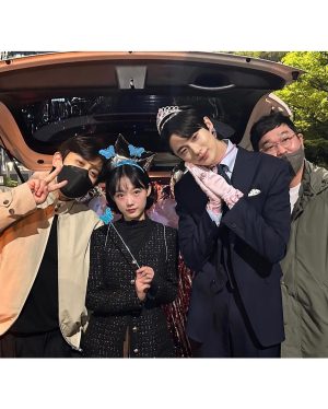 Lee You-mi Instagram - #힘쎈여자강남순#강남순
남순이는 행복합니다 🧡
좋은 인연들 좋은 기억들 🧡