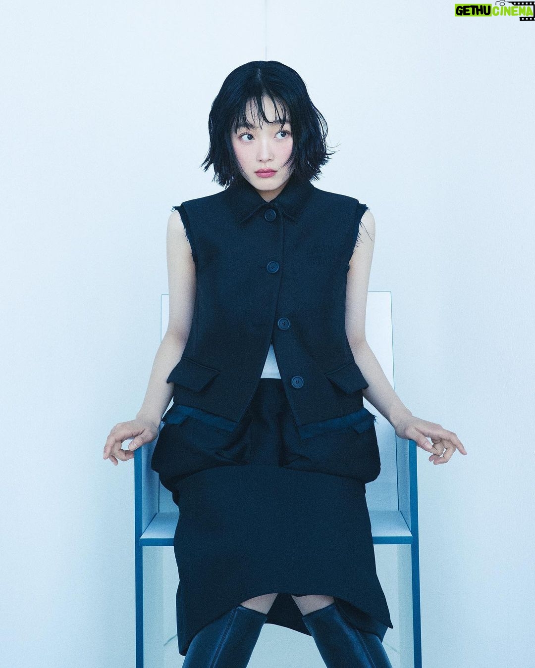 Lee You-mi Instagram - #SPURmagazine #MiuMiu 🥰