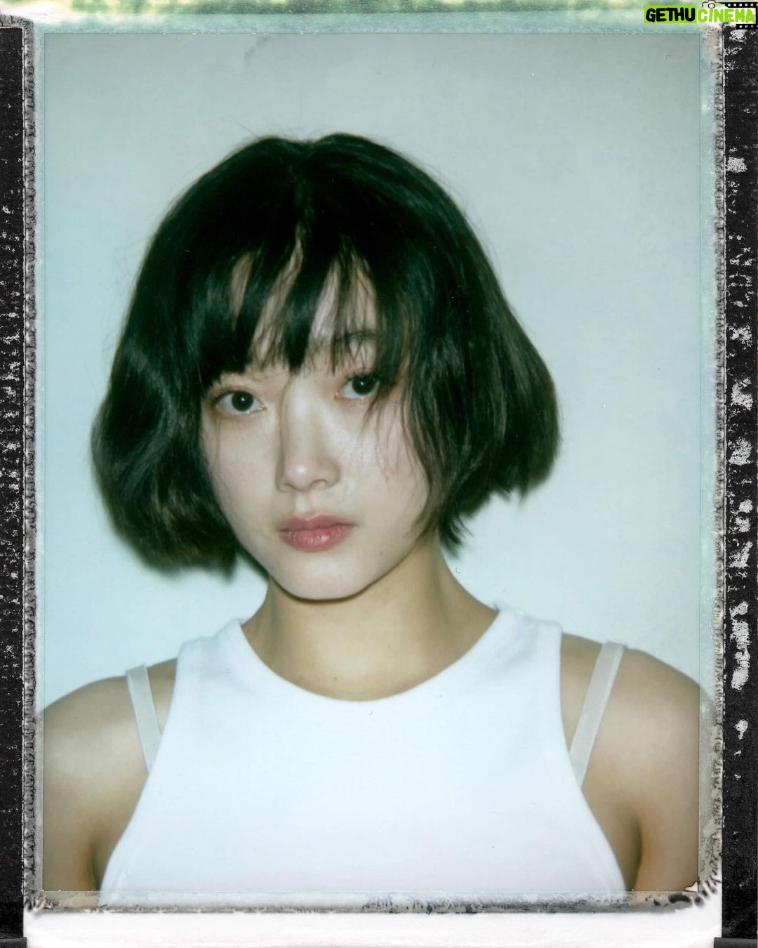 Lee You-mi Instagram - 머리카락은 헝클어야 제맛 #잔머리맛집