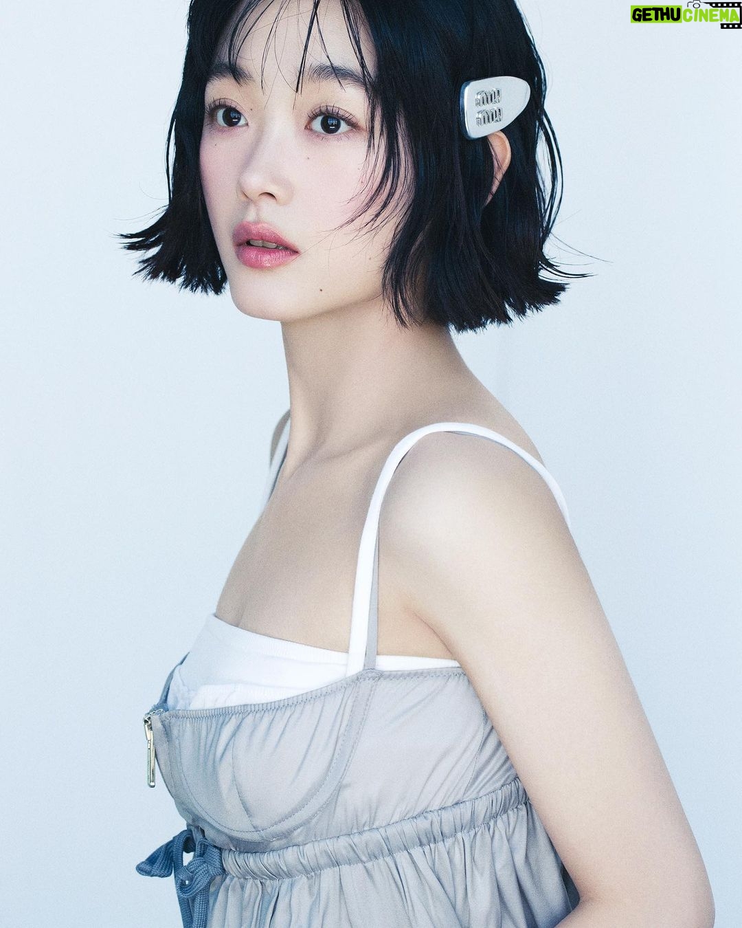 Lee You-mi Instagram - #SPURmagazine #MiuMiu 🥰