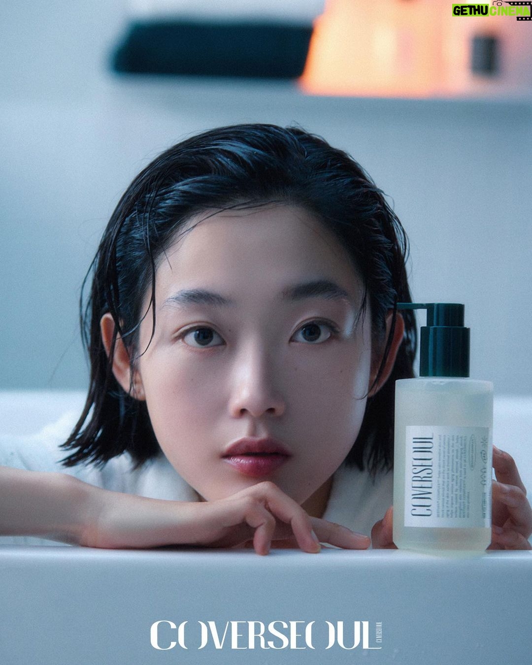 Lee You-mi Instagram - @COVERSEOUL 💙 #광고#커버서울 #클렌징오일폼 #빛결오일클렌저