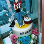 Leejung Lee Instagram - _ 8월 9일 생일이였습니다! 감사한 분들이 정말 많지만 특히나 이번해는 우리 팬분들께 꼭 감사를 전하고 싶어요 여러분을 만나고 신기록 경신 되 듯 매년 생일이 갈수록 더 행복해지는 것 같습니다 물론 부담드리는 것은 절대 아니고, 작고 부족한 저에게 규모와 크기를 떠나 큰 사랑과 애정을 쏟아주시는 그 마음이 감동이라는 의미입니다! 저는 덕분에 세상에서 제일 행복했는데 여러분은 저로 인해 행복하신가요? 저는 항상 이 자리에서 변함없이 춤을 사랑하고 추고 있을테니 기쁠 때나 슬플 때나 힘들 때나 언제든지 오시기도 하고 가시기도 하며 저를 편안히 찾아주세요. 너무나도 소중한 우리 리듬 고맙고 사랑합니다!