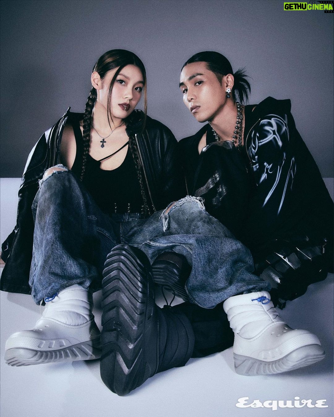 Leejung Lee Instagram - @crocskorea X @esquire.korea with @younghotyellow94 ✨ #광고 #crocs #crocskorea #크록스