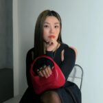 Leejung Lee Instagram – _
This bag with ring details.. everything is so on point💍🤍
디테일이 너무 예쁜 맥퀸 주얼 호보 미니백🌹

#알렉산더맥퀸 #AlexanderMcQueen #McQueenHoboBag #McQueenSS23