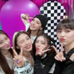 Leejung Lee Instagram - _ 있지? 빈틈 없지ㅠㅠ🤍 @itzy.all.in.us @now.kr