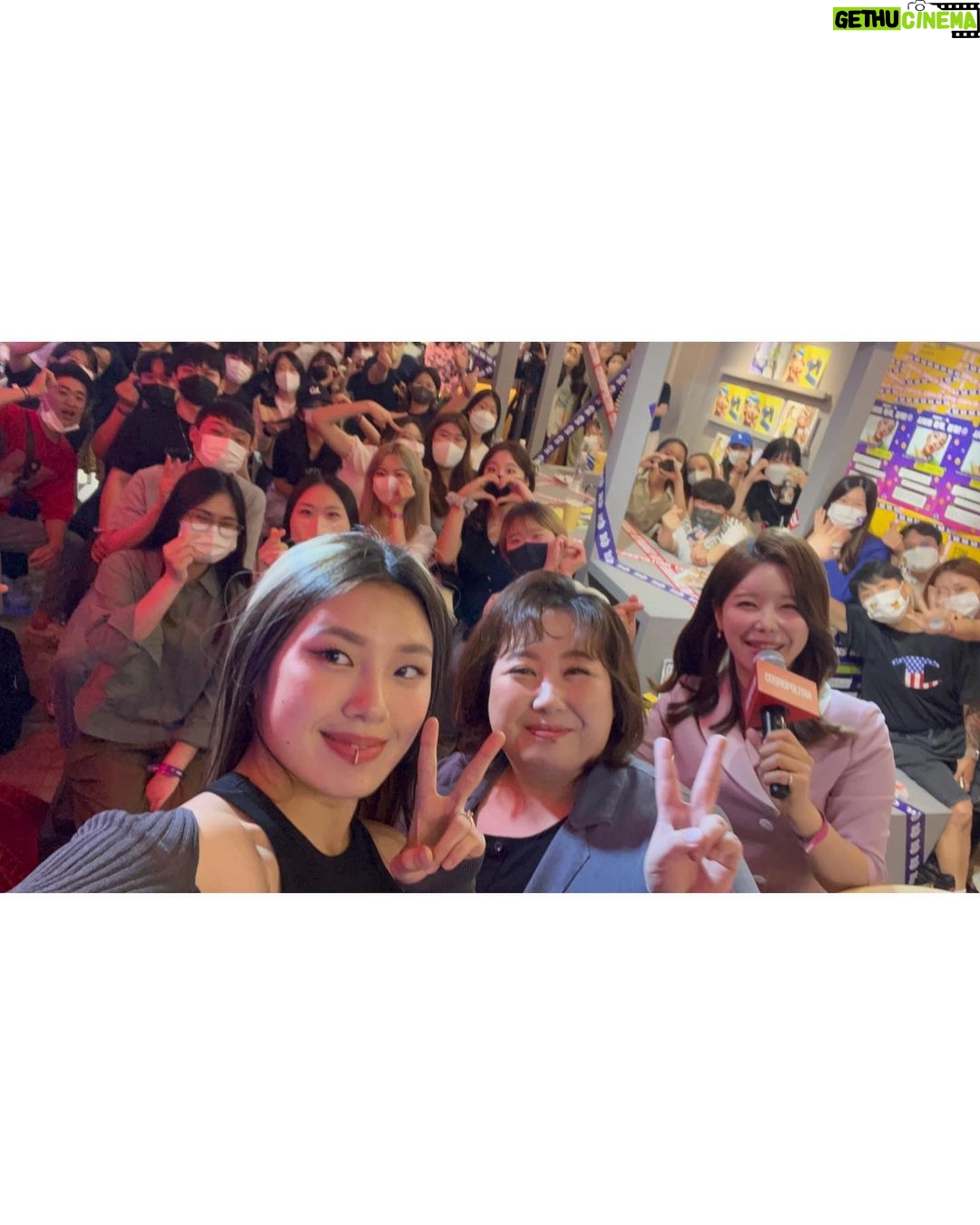Leejung Lee Instagram - _ Leejung loves @urbandecaycosmetics ๐๐ ์ด๋ฐ๋์ผ์ด ๊ทธ๋ฆฌ๊ณ ์ฝ์ค๋ชจํด๋ฆฌํ๊ณผ ํจ๊ปํ #stopcyberbullying ํ ํฌ์ฝ์ํธ! ํจ๊ป ํ ์ ์์ด ํ๋ณตํฉ๋๋ค ๋ชจ๋ ๋ค๊ฐ์ด ๋
ธ๋ฐฉ๊ด๋์ค์ฑ๋ฆฐ์ง๋ ์ฐธ์ฌํด์ฃผ์ธ์!
