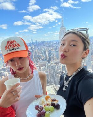 Leejung Lee Instagram - _
뉴욕 그립다 힝 🏙☁️🌃🤍🌠