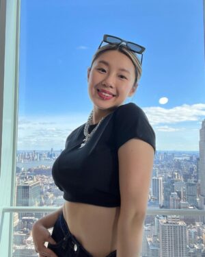 Leejung Lee Instagram - _
뉴욕 그립다 힝 🏙☁️🌃🤍🌠