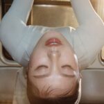 Leejung Lee Instagram - “Dancing is my everything. When I breathe, I have clear visions and clear dreams. I inhale what I hope to achieve and exhale the promise that I can do it.” Korean dancer and choreographer LeeJung Lee (@leejung_lee) knows she was put on this 🌏 to dance. When she takes an intentional breath, she remembers to live her life with intention ✨ Breathe with us through guided breath practices in the Nike Training Club app — available in select countries. “춤은 제게 전부예요. 춤을 추며 호흡할 때, 명확한 제 미래가 그려져요. 내가 이루고 싶은 꿈을 들이마시고, 할 수 있다는 다짐을 내쉬어요.”   댄서이자 안무가  리정(@leejung_lee)은 호흡이 얼마나 중요한지 알고 있어요. 의식이 담긴 깊은 호흡을 통해, 그녀의 삶과 춤에 대한 의지를 기억할 수 있으니까요.   NTC 앱을 통해 함께 호흡해 보세요.