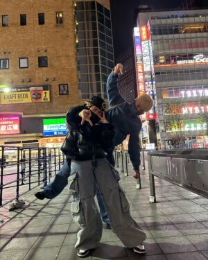 Leejung Lee Instagram - 도쿄를 접수하러 왔수다 🥴
