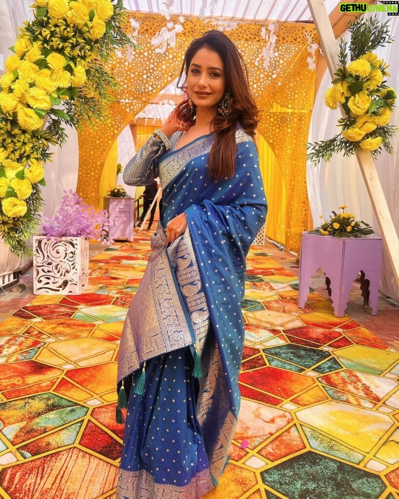 Leena Jumani Instagram - 🌼 #cousinweddingdiaries Rajasthan