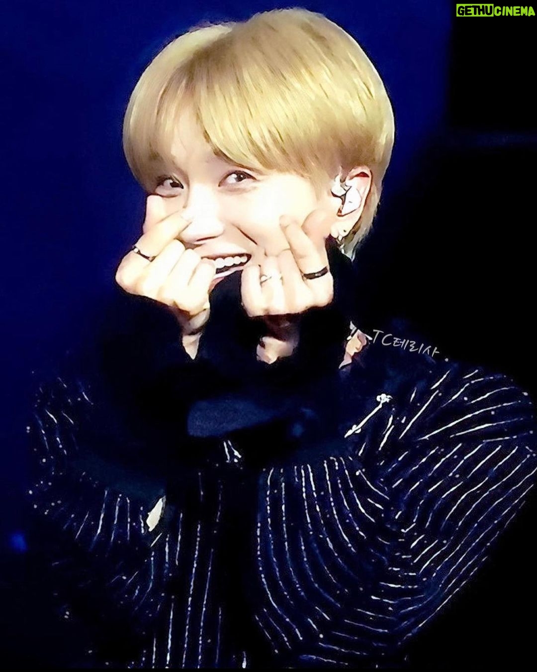 Leeteuk Instagram - #Worldtour #Showshow9 #👏🏻👏🏻👏🏻✋🏻✋🏻✋🏻