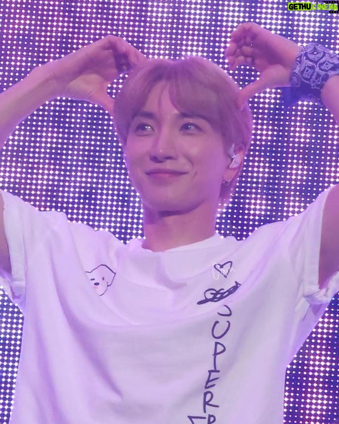 Leeteuk Instagram - #Worldtour #Showshow9 #👏🏻👏🏻👏🏻✋🏻✋🏻✋🏻
