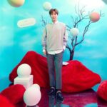 Leeteuk Instagram - 화장대를 부탁해를 인연으로 아직도 좋은 인연을 이어가고 있는 우리 황방훈메이크업 선생님 함경식선생님께서 메이크브랜드를 런칭하셨다고해서 신사동에 가서 이쁜 사진도 찍고 구경잘하다고 왔어요~^^ #아티스트메이크업브랜드