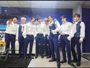Leeteuk Instagram - #🇨🇱❤️ 💙
