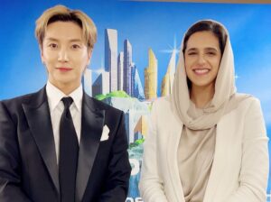 Leeteuk Instagram - #제23회세계지식포럼
#Supercompensation
#korea🇰🇷❤️ 
#saudiarabia 🇸🇦
#HaifaBintMohammedAlSaud
#Leeteuk
#매일경제
I am looking forward to the future through active cultural exchanges between the two countries Saudi Arabian princess, thank you for joining us today I hope you leave with good memories of Korea