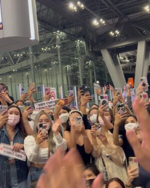 Leeteuk Instagram - ขอบคุณที่รักษาสัญญาจนถึงตอนสุดท้ายนะครับ รักนะประเทศไทย 💙🇹🇭💙