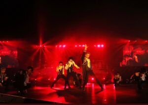 Leeteuk Instagram - #Hongkong#thankyou❤️ #👍🏻