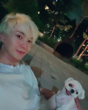 Leeteuk Instagram - 세상에서 제일❤️💙사랑해 쿵이야🫶🏻