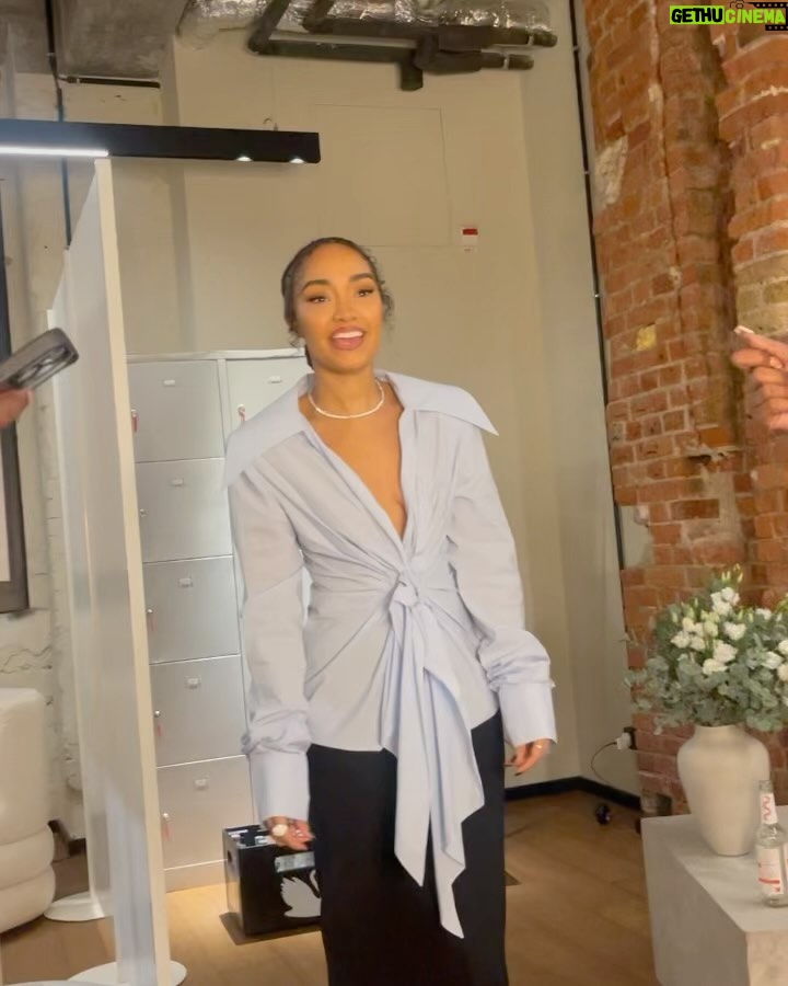 Leigh-Anne Pinnock Instagram - Berlin was funnnnn! Thank you @glamourgermany for my Best Breakthrough Act award! 🥹🥹🥹 LOVEDD performing for you all! 👏🏽🙏🏽❤️