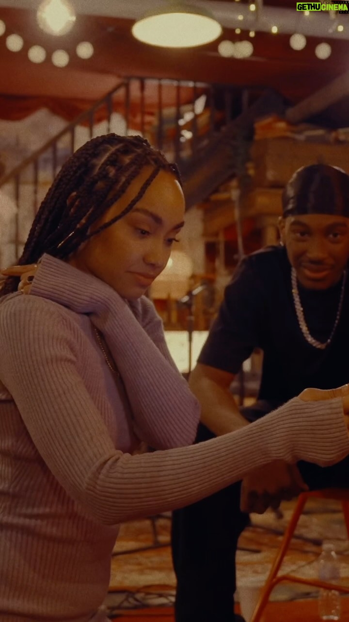 Leigh-Anne Pinnock Instagram - This is such a long time coming 🥹 Thank you @noguidnce for joining me for this lil festive moment ❄️ @boyziimen’s version of Let It Snow is one of my favourites and you guys killedddd it 💚 You can watch the full performance now on my YouTube channel x