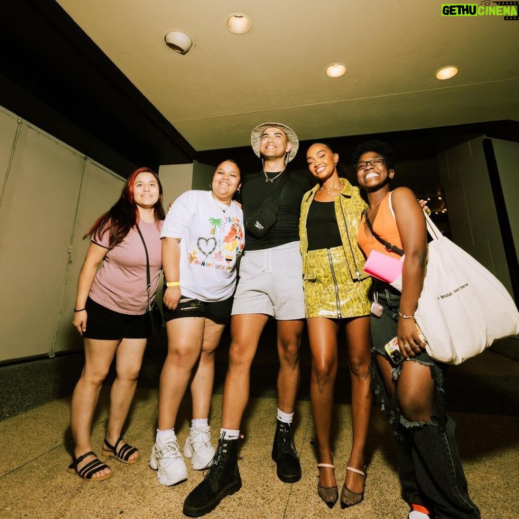Leigh-Anne Pinnock Instagram - The NYC archives.. met some of my beautiful legion, I can't wait to hop around the globe again and meet you all 😍🙏🏽
