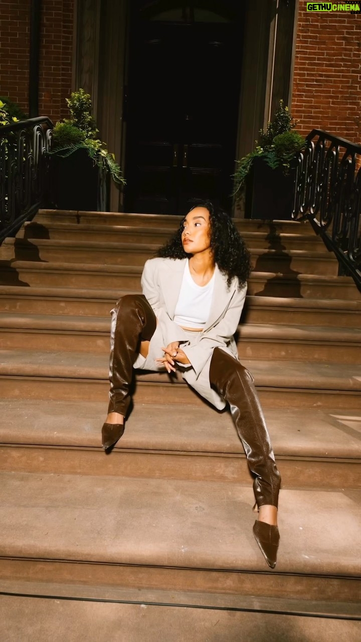 Leigh-Anne Pinnock Instagram - A New York minute 🗽🤍 Use this sound in your reels and I might just share some of my favourites x