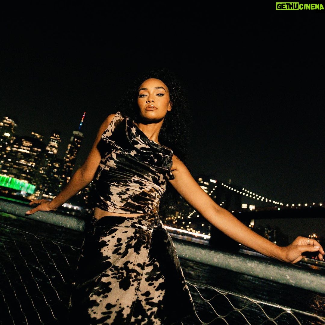 Leigh-Anne Pinnock Instagram - 'No sleep till Brooklyn' 🌉