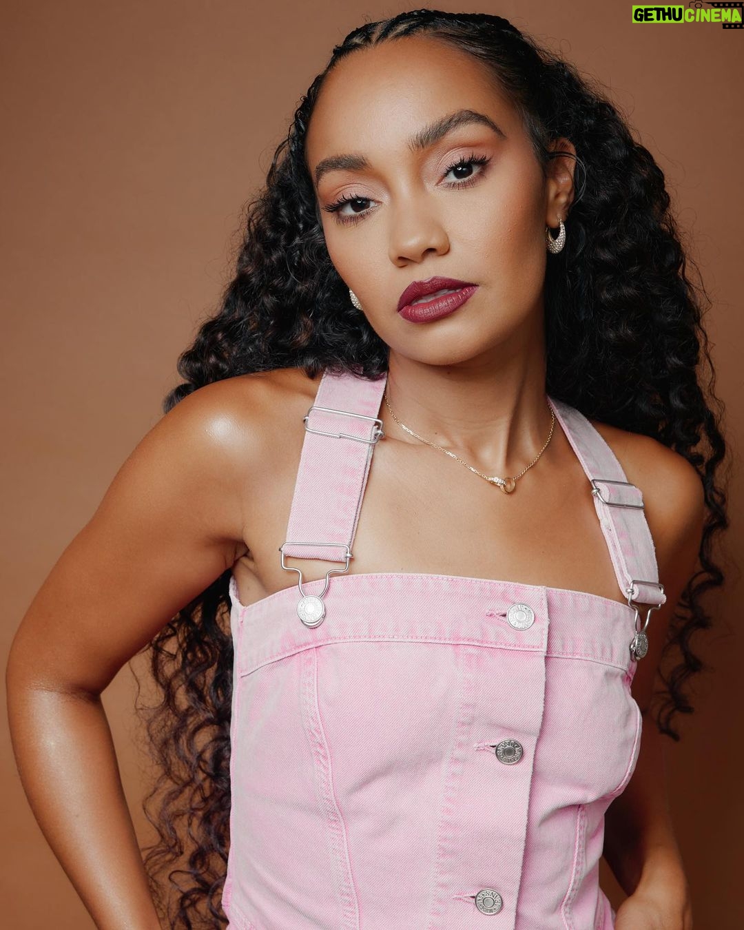 Leigh-Anne Pinnock Instagram - Best day celebrating the launch of Don't Say Love in LA πΊπΈ with some beautiful people! Thank you to everyone who came to support β€οΈππ½π