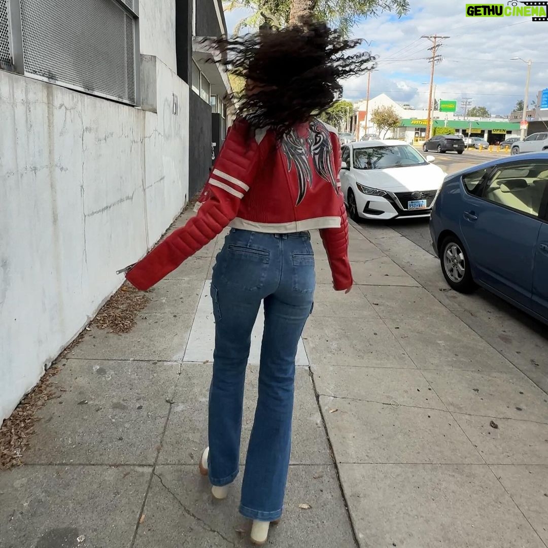 Leigh-Anne Pinnock Instagram - LA being very good to me πΆβπ½