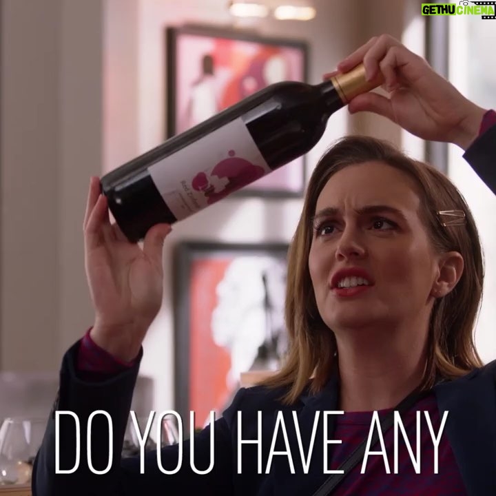 Leighton Meester Instagram - Tonight on a new episode of @singleparentstv 9:30/8:30c, we drink, fight and multiple people have juicy hookups. It’s a comedy. Enjoy. 🍷