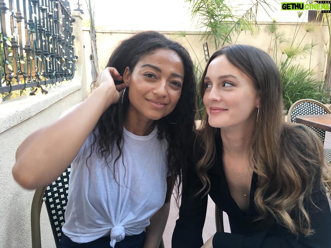 Leighton Meester Instagram - Happy birthday @iamdanawilliams. Love you very much guardian alien.