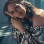 Leighton Meester Instagram - Alexa, watch Single Parents.