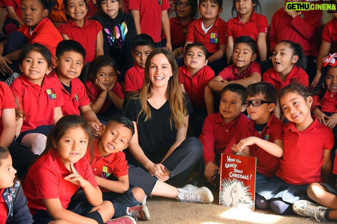 Leighton Meester Instagram - I had so much fun joining @FeedingAmerica and Random House to read “How The Grinch Stole Christmas” in honor of the #GrowYourHeart campaign 🎄❤️ Para Los Ninos Charter