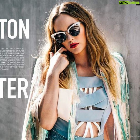 Leighton Meester Instagram - @bellomag 👄💅🏻💄💋🕶