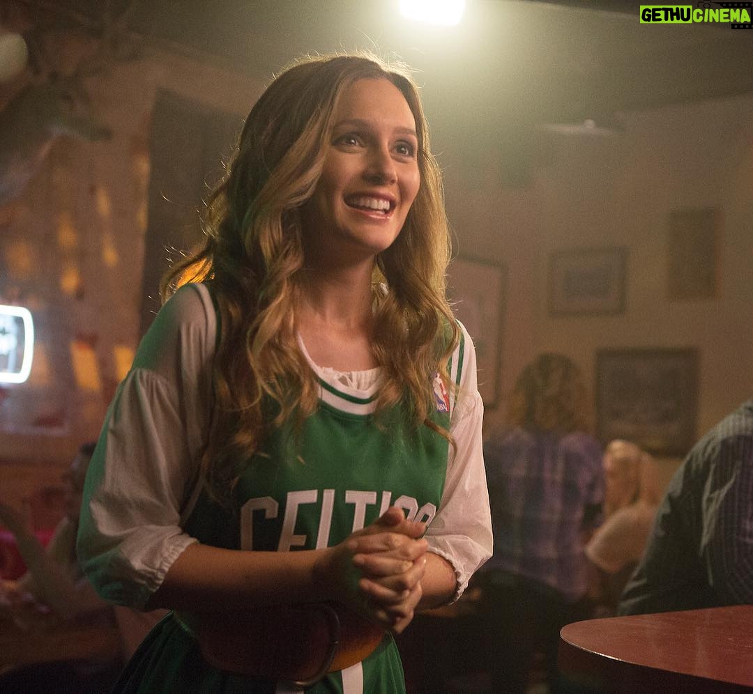 Leighton Meester Instagram - Pic from tonight's episode of #MakingHistory when Deb gets a makeover and hits the town