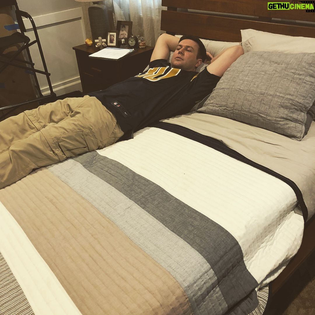 Leighton Meester Instagram - Thinkin of taran him a new one or should I just killam Ahahhahaa