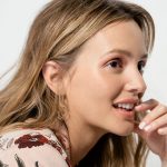 Leighton Meester Instagram - Up close and personal w/ @byrdiebeauty 💄💅🏻👄🐣