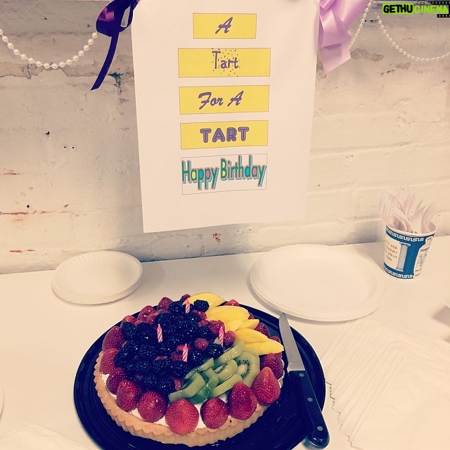 Leighton Meester Instagram - Who you callin a tart! Thank you @miceandmenbway for my bday tart