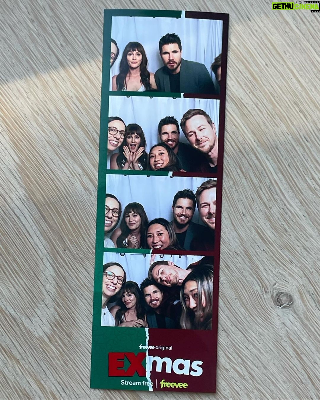 Leighton Meester Instagram - @amazonstudios winter wonderland ❄️ with the #exmas people I love