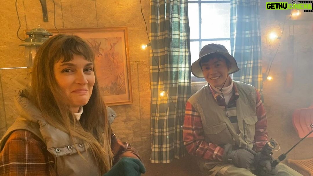 Leighton Meester Instagram - What a special time with this family. Can you tell we had fun? Can you imagine trying to keep it together filming with them? #exmas 🎄🎉