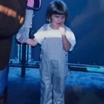 Lele Pons Instagram - After 25 years of biting my nails due to anxiety and OCD i finally quit! Those who have this bad habit know how hard it is to stop. Hopefully this post encourages those who are struggling with this habit to stop, and not feel so alone. It’s been 2 months and so far i have not broken my goal😊 if you take care of your mental health and make it a priority to better yourself, you will overcome many obstacles 🙏🏼❤️ Después de 25 años de morderme las uñas debido a la ansiedad y el TOC, ¡finalmente lo dejé! Quienes tienen este mal hábito saben lo difícil que es dejarlo. Esperemos que esta publicación anime a aquellos que están luchando con este hábito a dejarlo y no sentirse tan solos. Han pasado 2 meses y hasta ahora no he superado mi objetivo 😊 si cuidas tu salud mental y haces de tu salud mental una prioridad para superarte, superarás muchos obstáculos 🙏🏼❤️