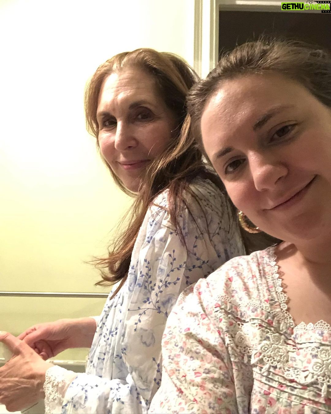 Lena Dunham Instagram - Happy Mother’s Day to the baddest bitch, boldest beauty and bestest pal a girl could dream of popping out the body of. Grateful every day I was plucked out of the cosmos and into your home. Thank you for always picking up the phone no matter the hour, being expert in case of emergency and showing me that the only way to go is through and on and on. You are many essays worth of genius and many sitcoms worth of funny. But mostly, @lauriesimmons, you are my moomy.