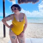 Lena Dunham Instagram - Until I was 10 I was scared of the beach and would cry hysterically if I touched sand. So I guess what I’m saying is have faith, people can CHANGE!!! Beach Girl