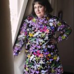Lena Dunham Instagram - You'd be surprised to know that I am being way more productive in the bathing suit booty pic than in full hair and makeup (hunkered down, trying to bring the people what they don't yet know they want!) 📸 @jeffvespa @portraits for @thewrap #viaclos Out of Office
