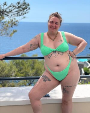 Lena Dunham Instagram - One piece two piece red piece blue piece
